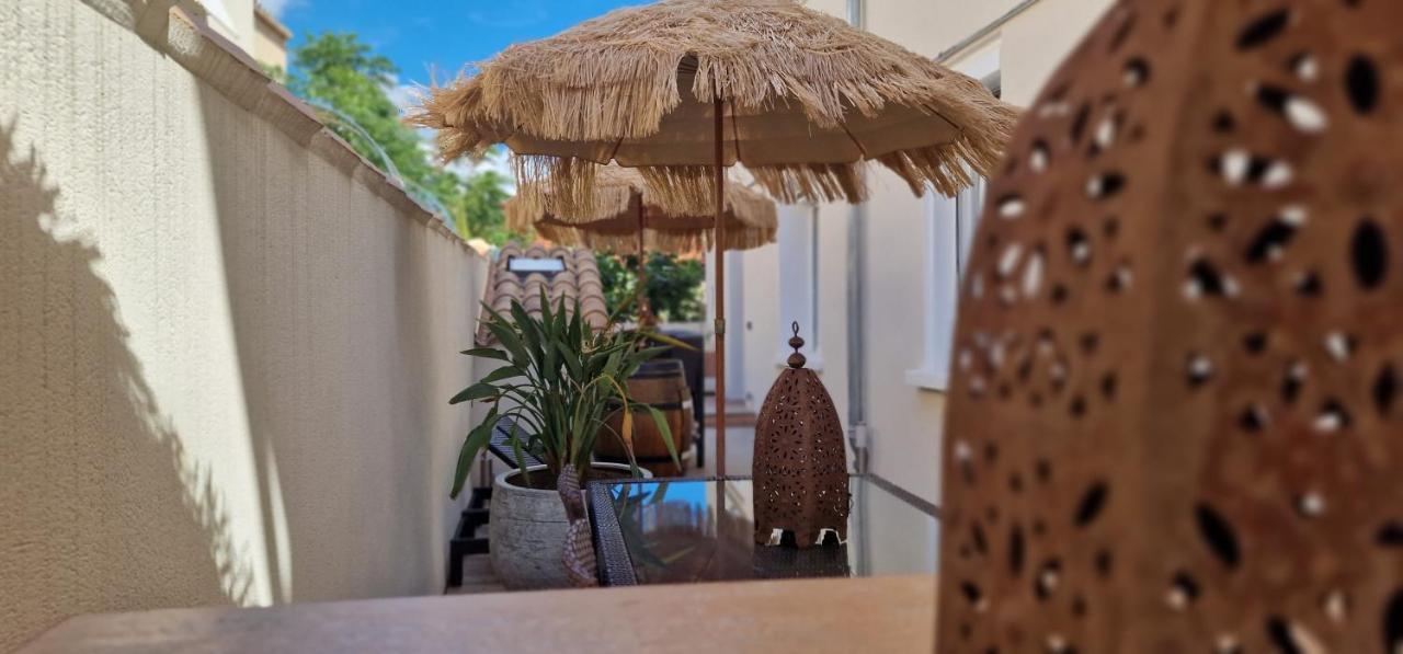 L'Oiseau Du Paradis 纳博讷 外观 照片